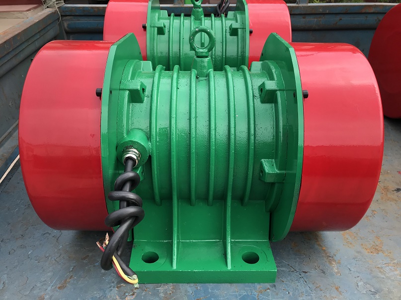 JZO振動(dòng)電機(jī)